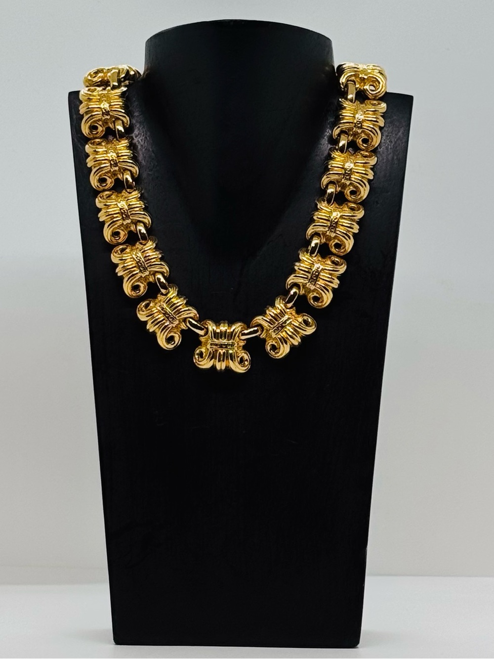 Vintage Replica Gold Tone Chunky Link Choker Necklace | Statement Runway Style